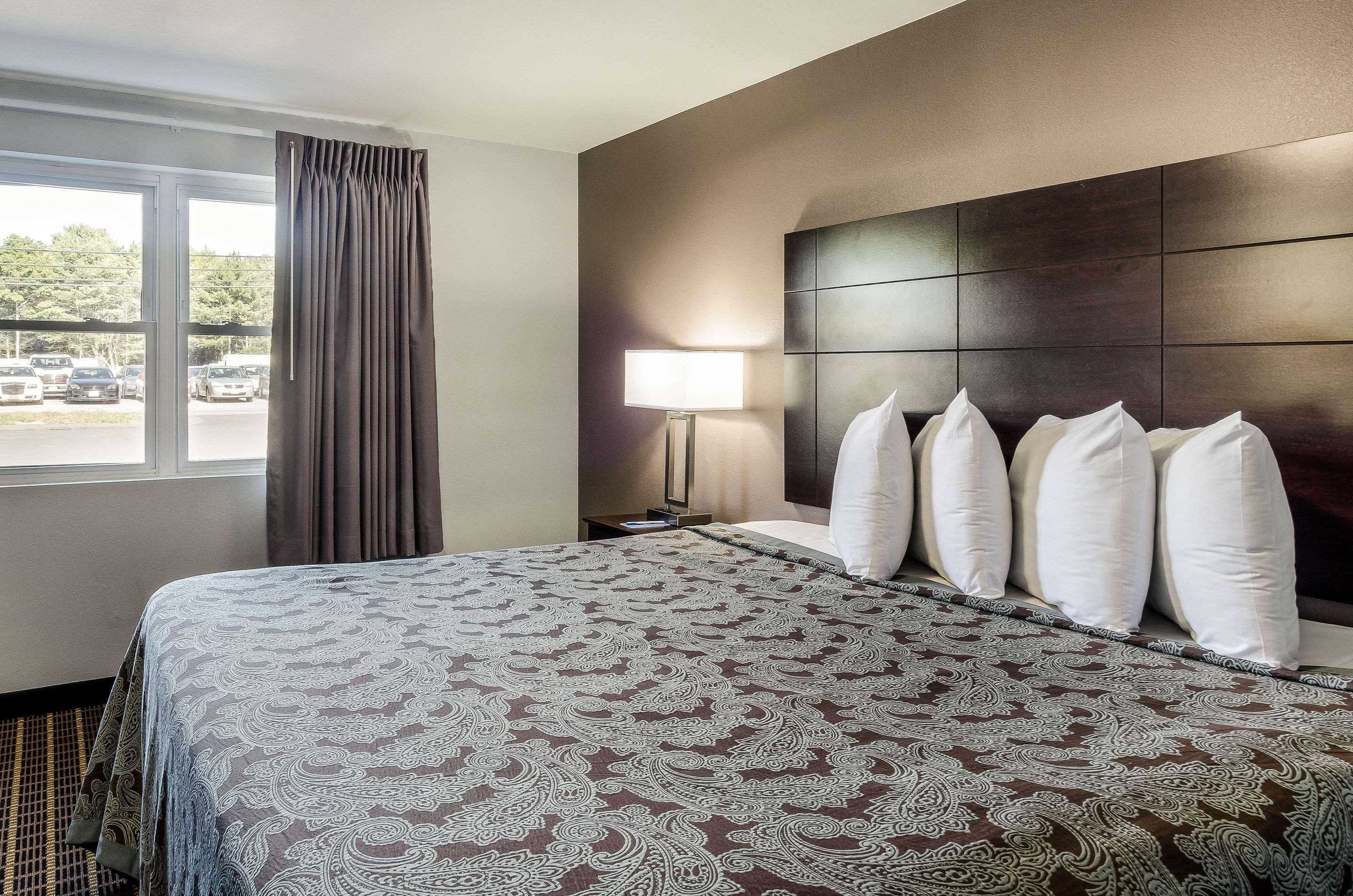 Rodeway Inn Middleboro-Plymouth Экстерьер фото